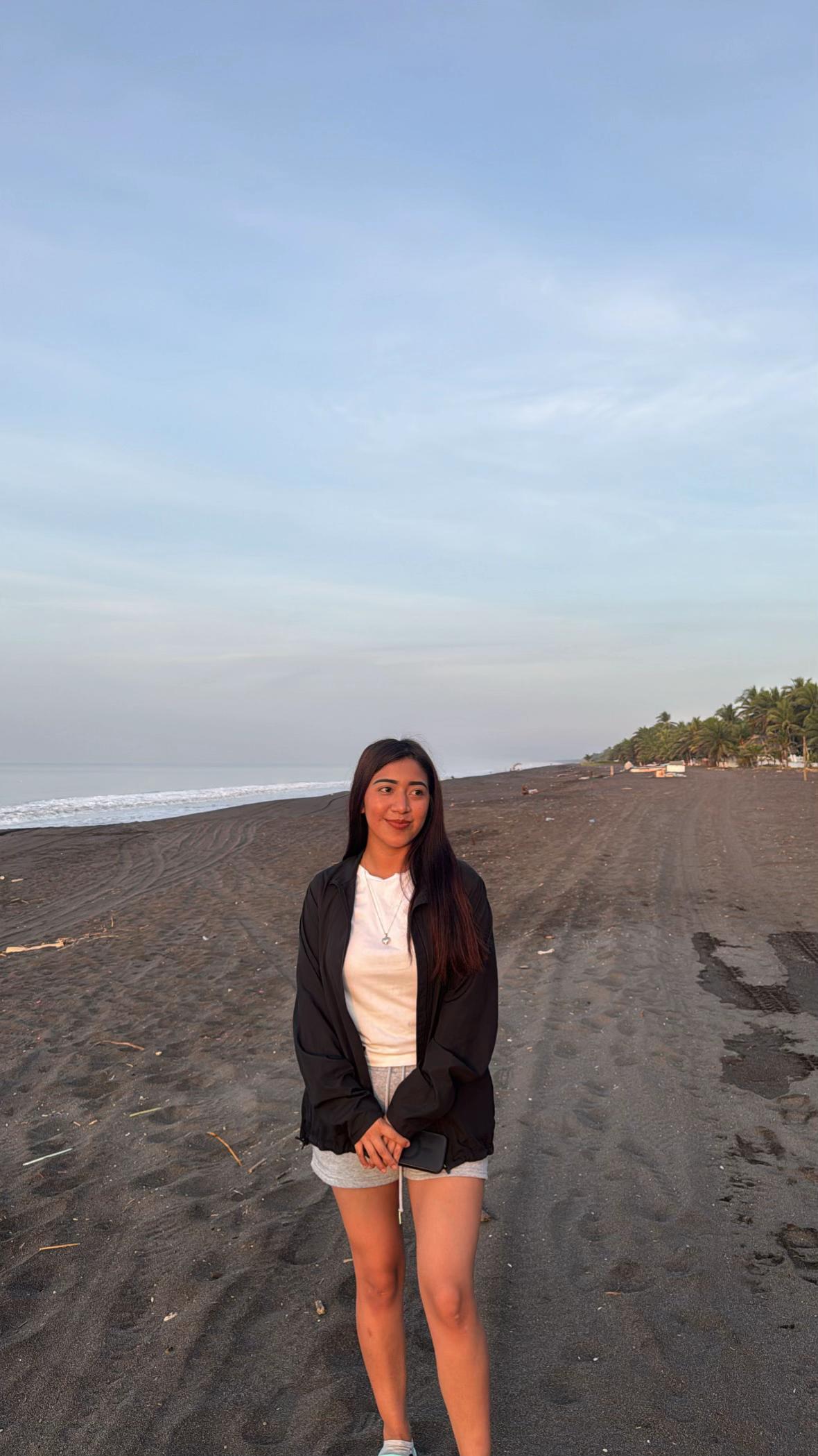 @𝓜𝓪𝓻𝓻🌊🌷