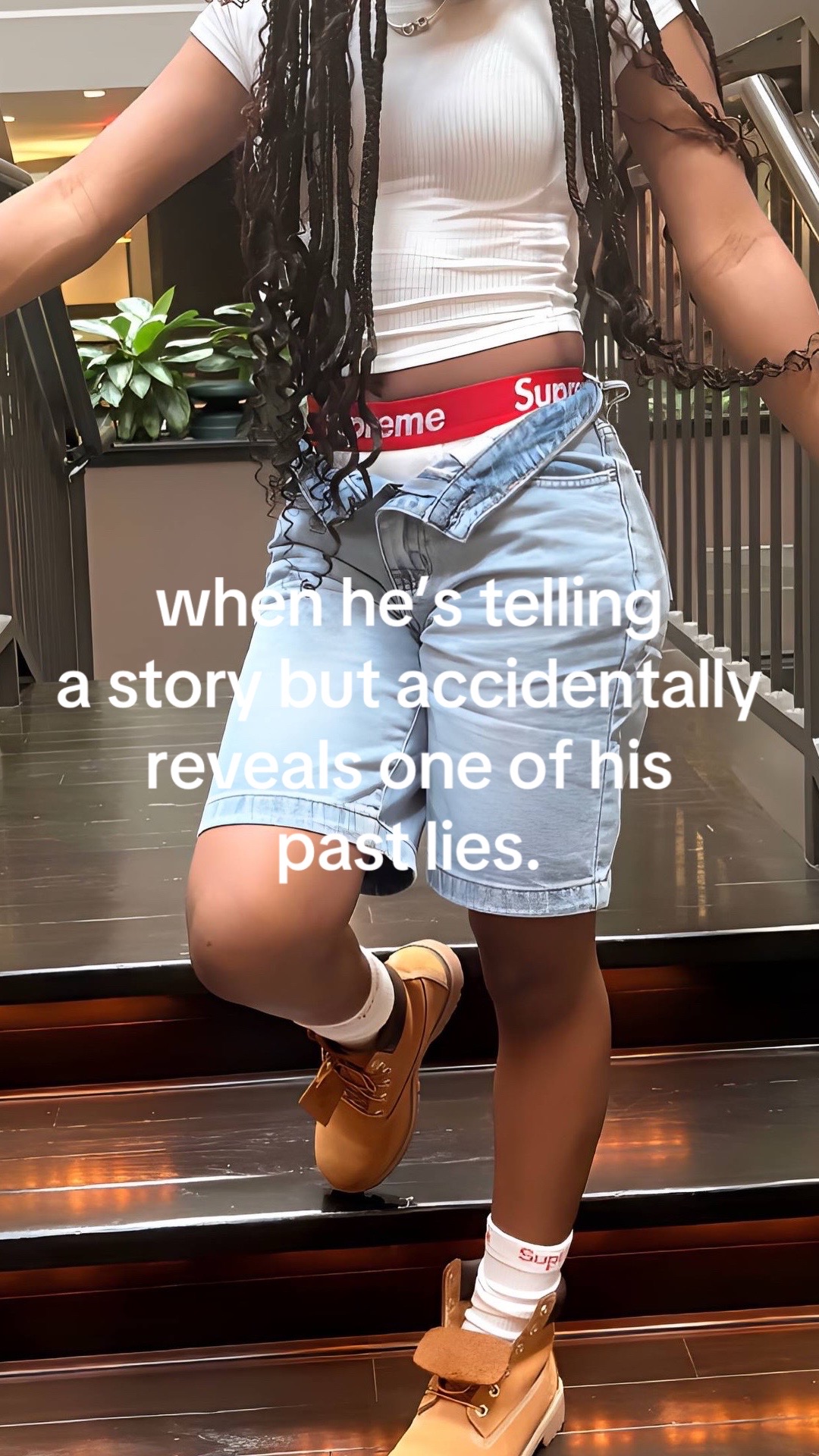 @⃟