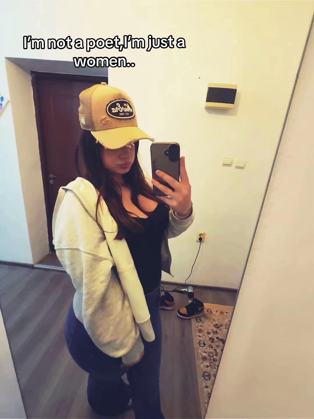 @_patryciaaa._