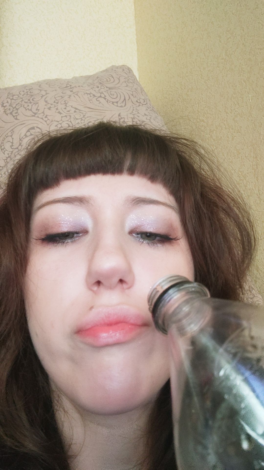 @^^