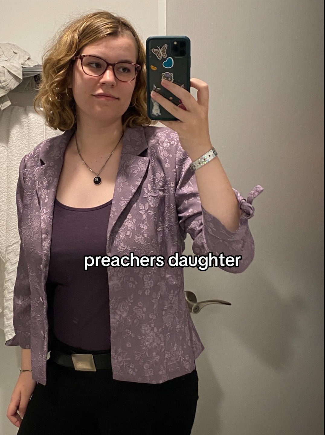 @local lesbian mutt