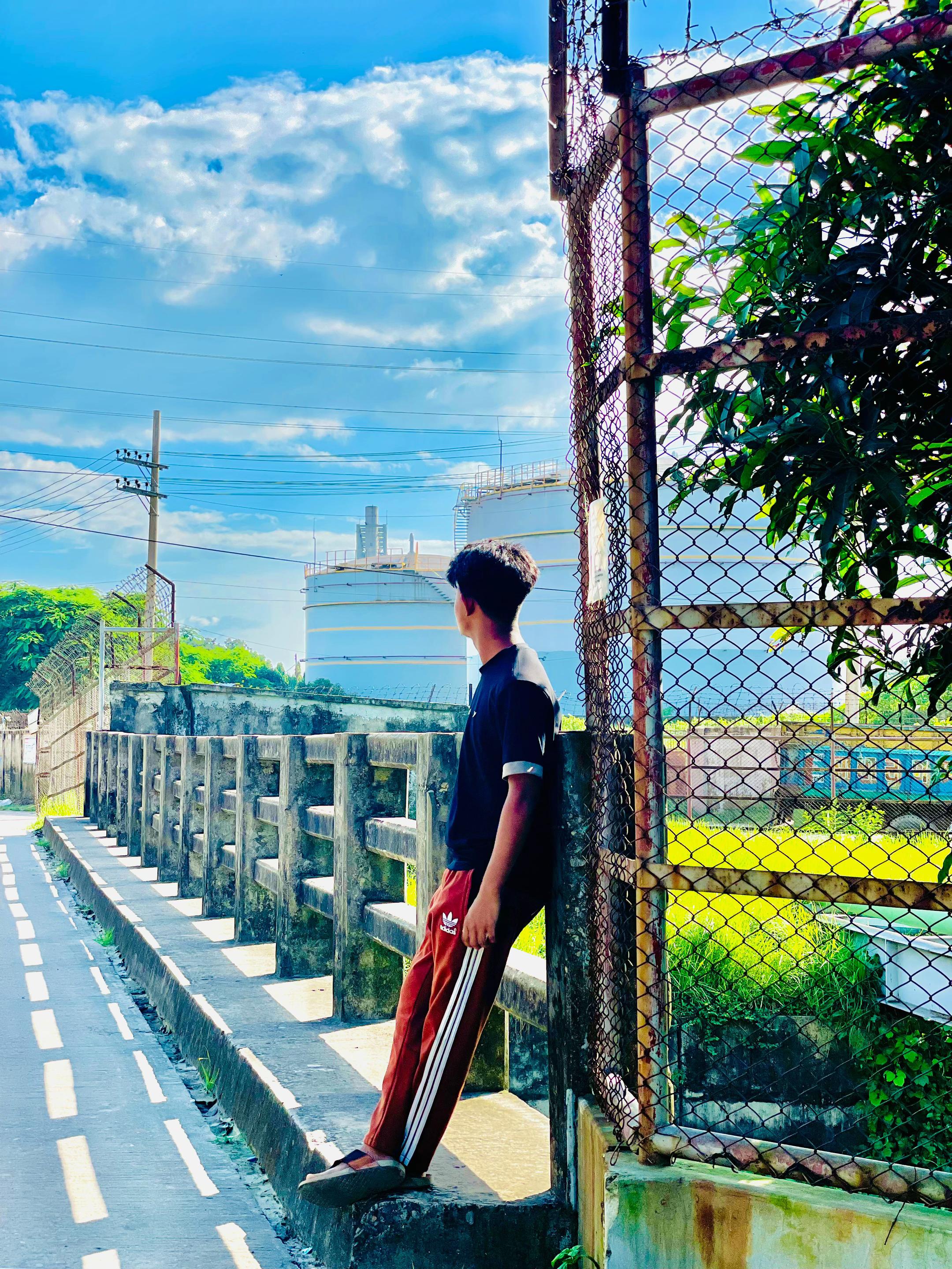 @𝚖𝚓  🪐