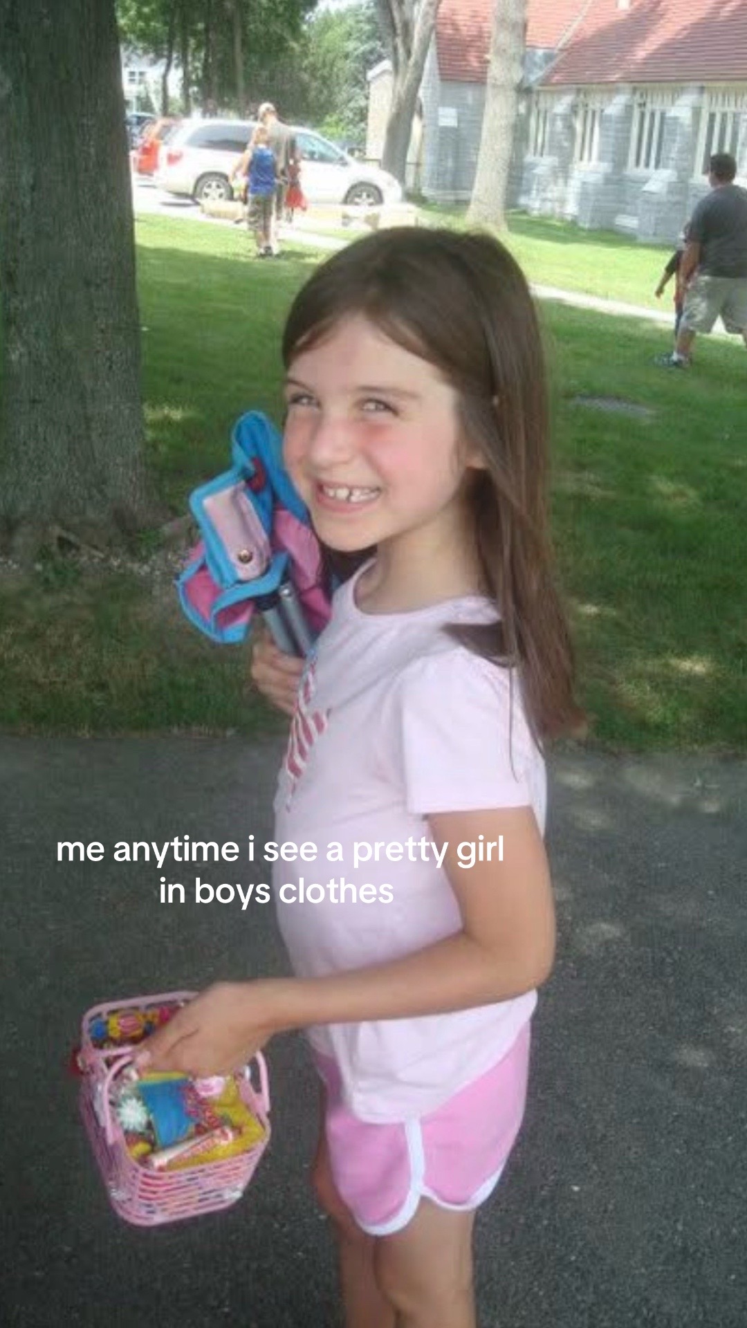 @adrianaaaa