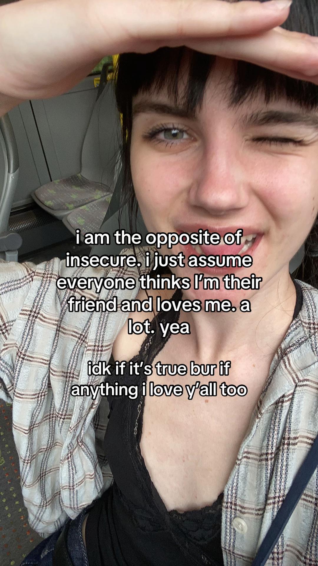 @sia ☾*・