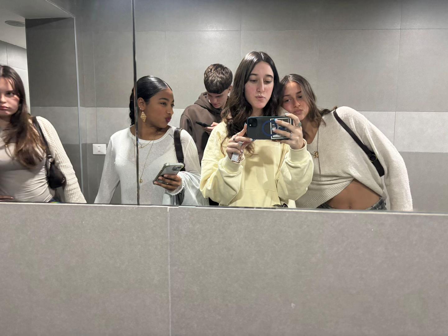 @Noaaa