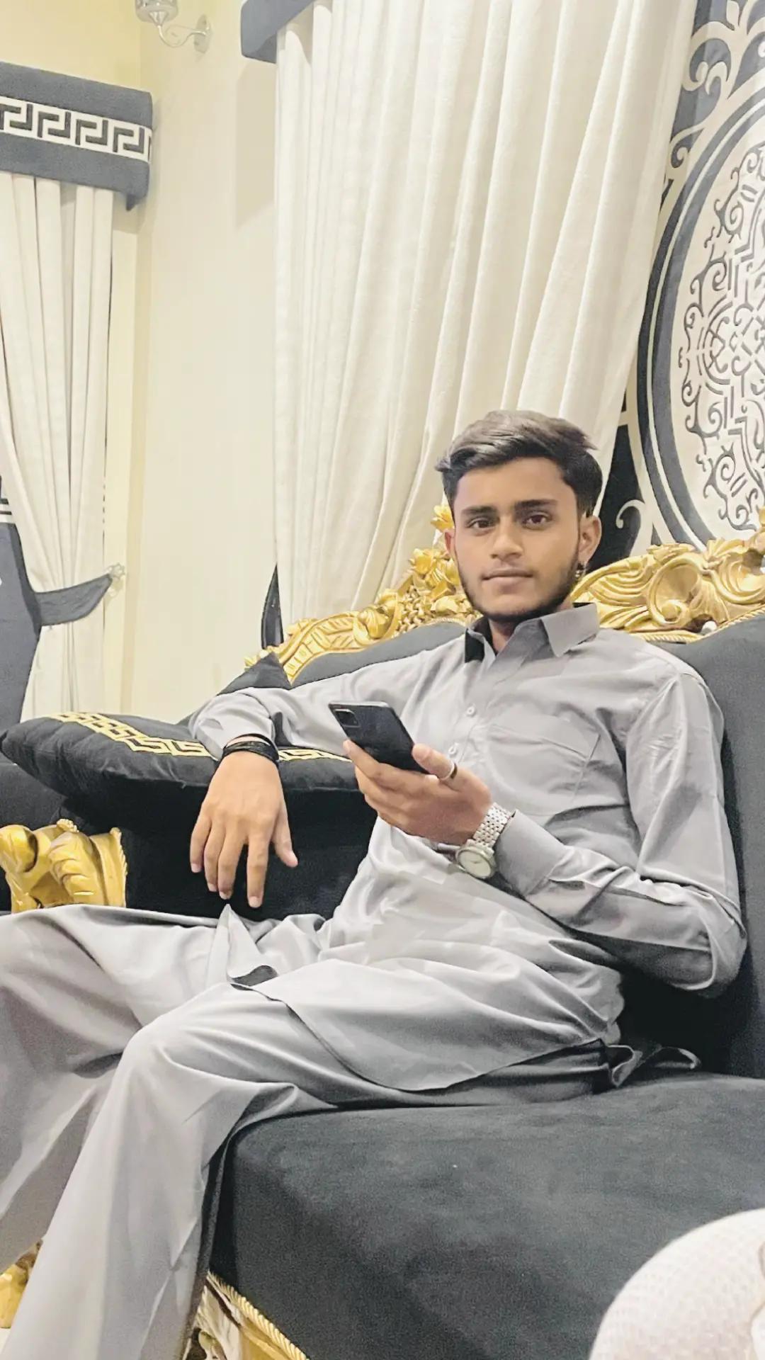 @👑 Fateh راجپوت ⚜️