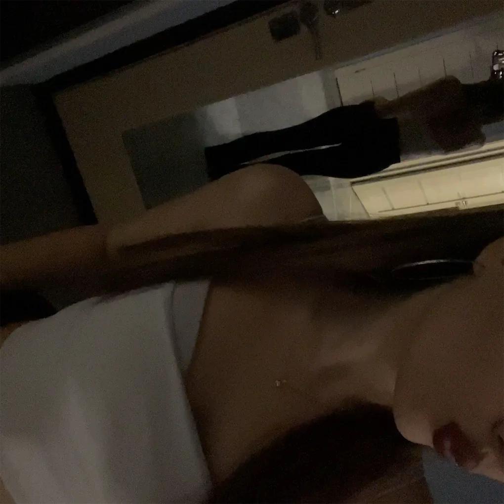 @🦋