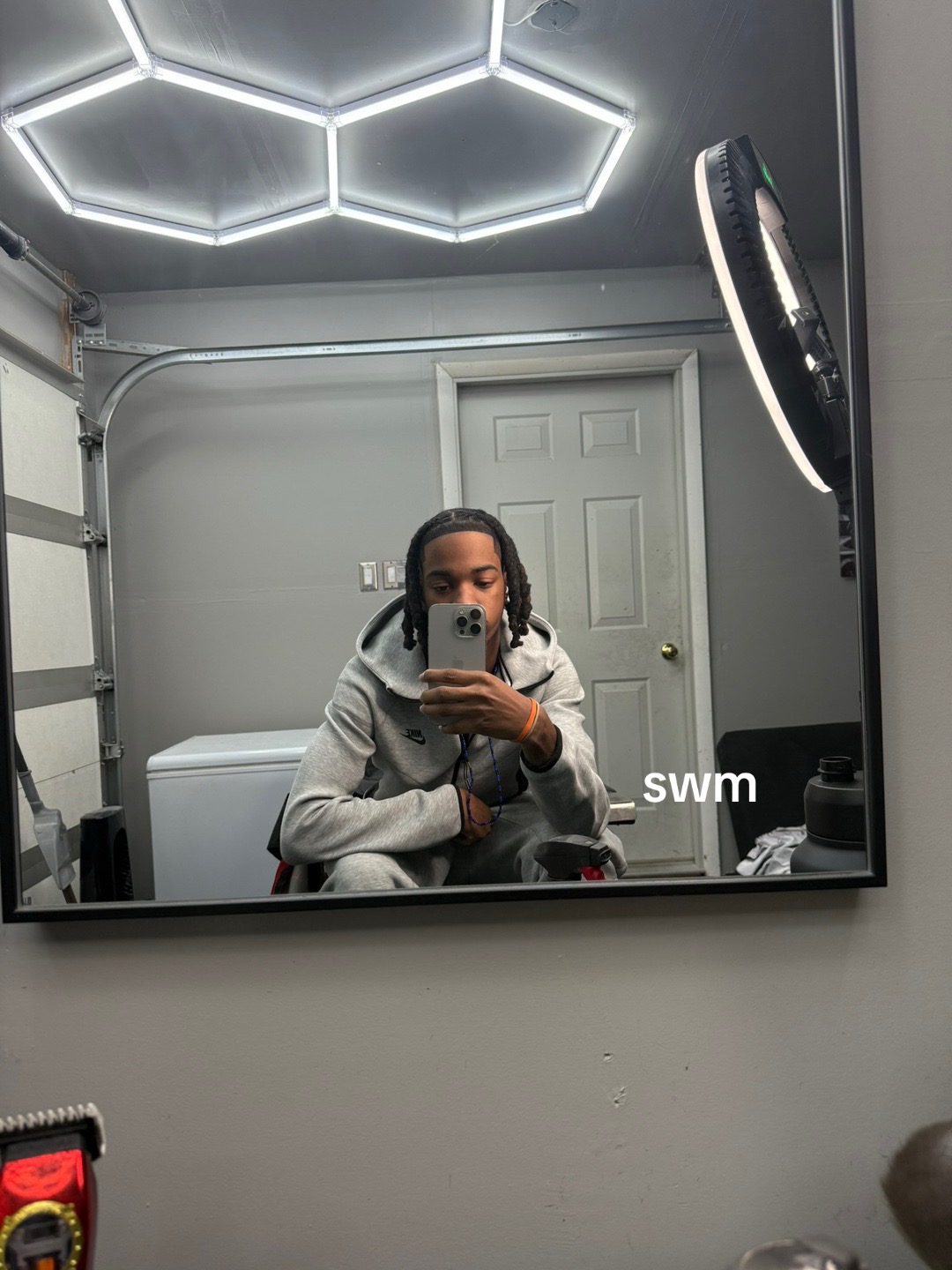 @🦇