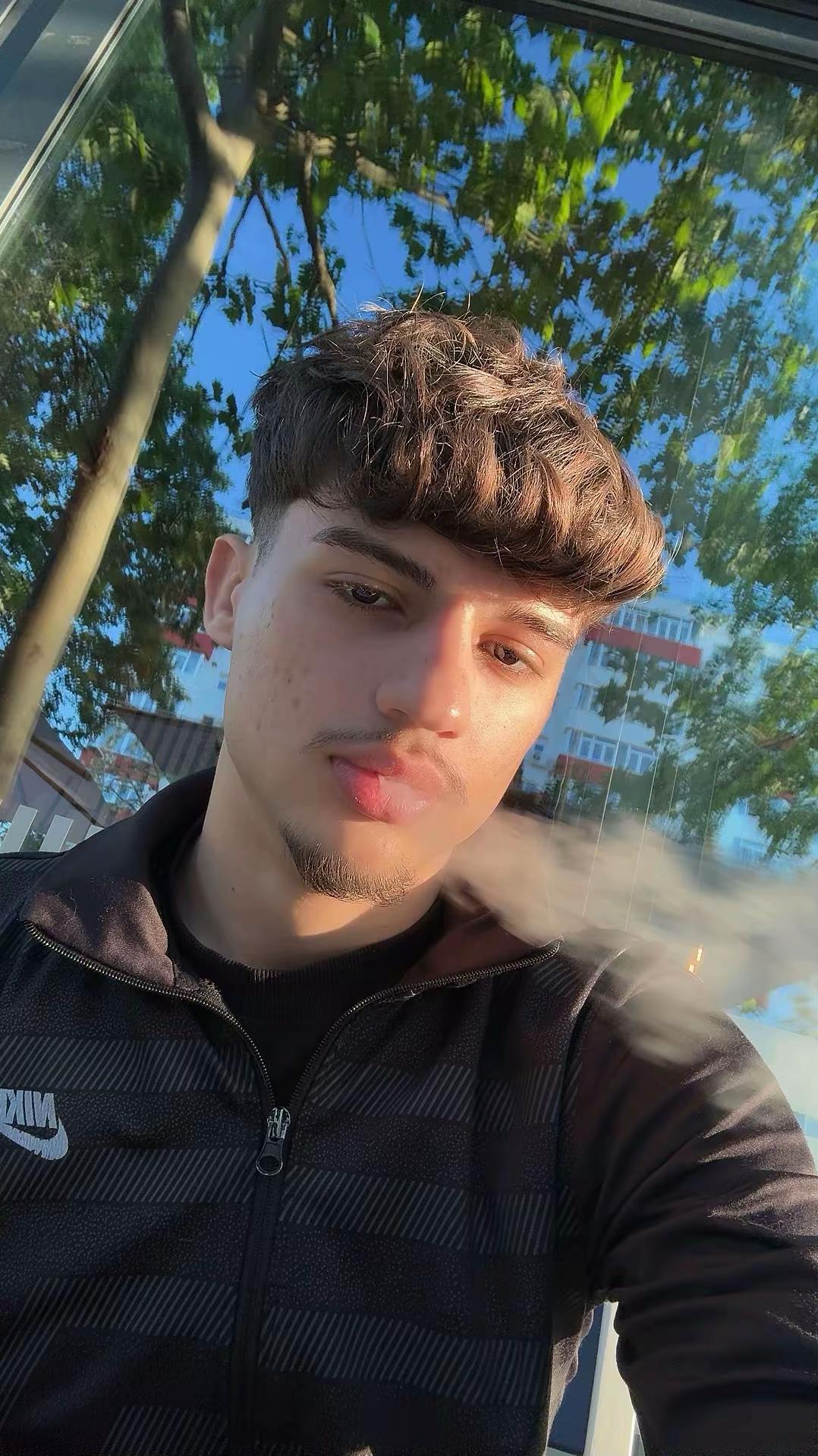 @mateyy21