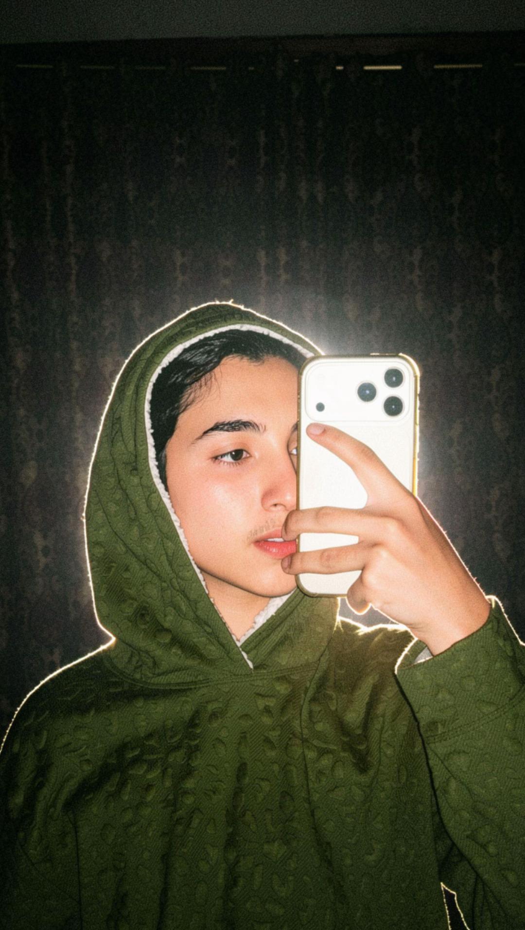 @𝘈𝘉𝘋𝘜𝘓𝘓𝘈𝘏🌼