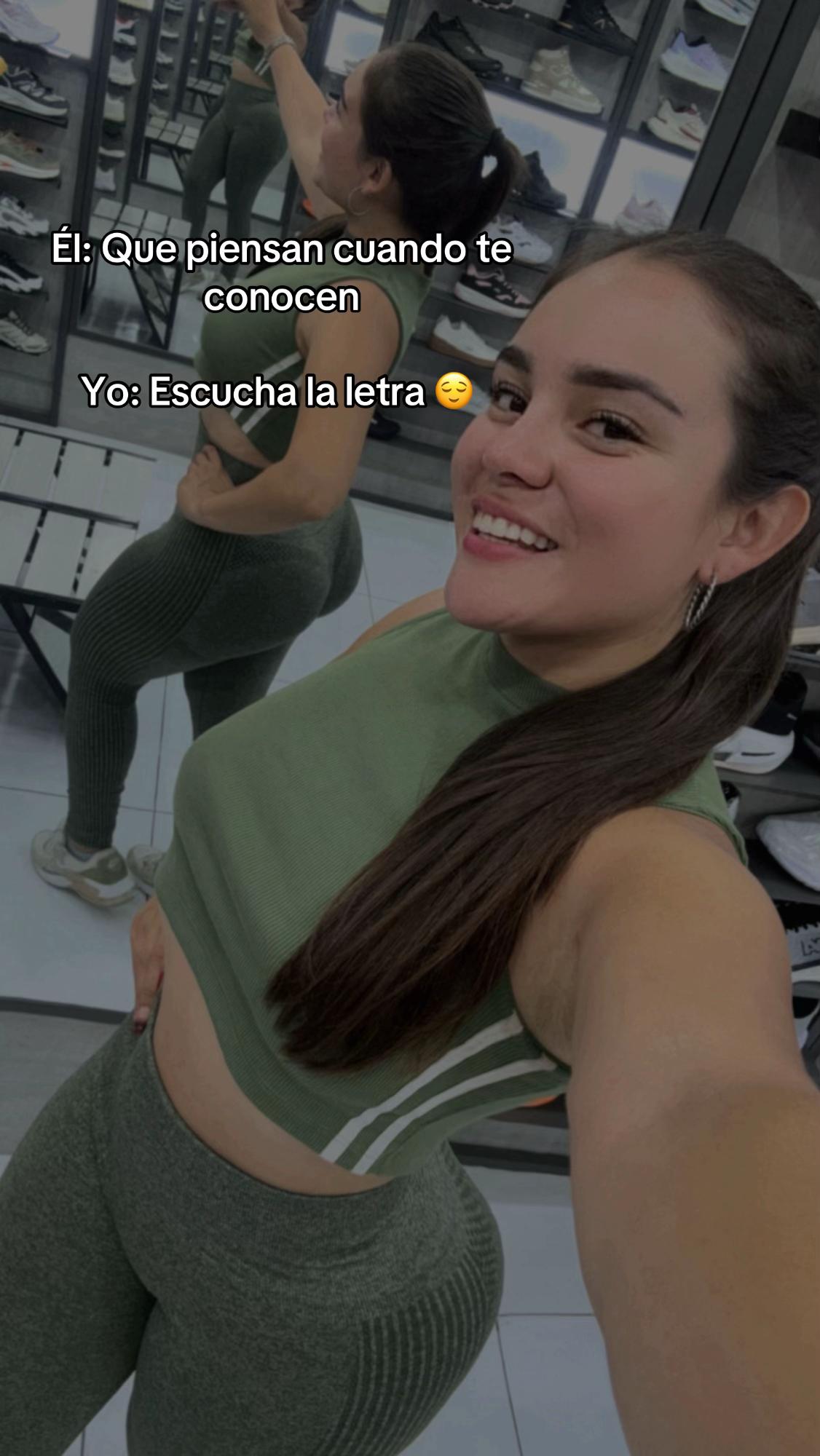 @Brisa Revoredo A