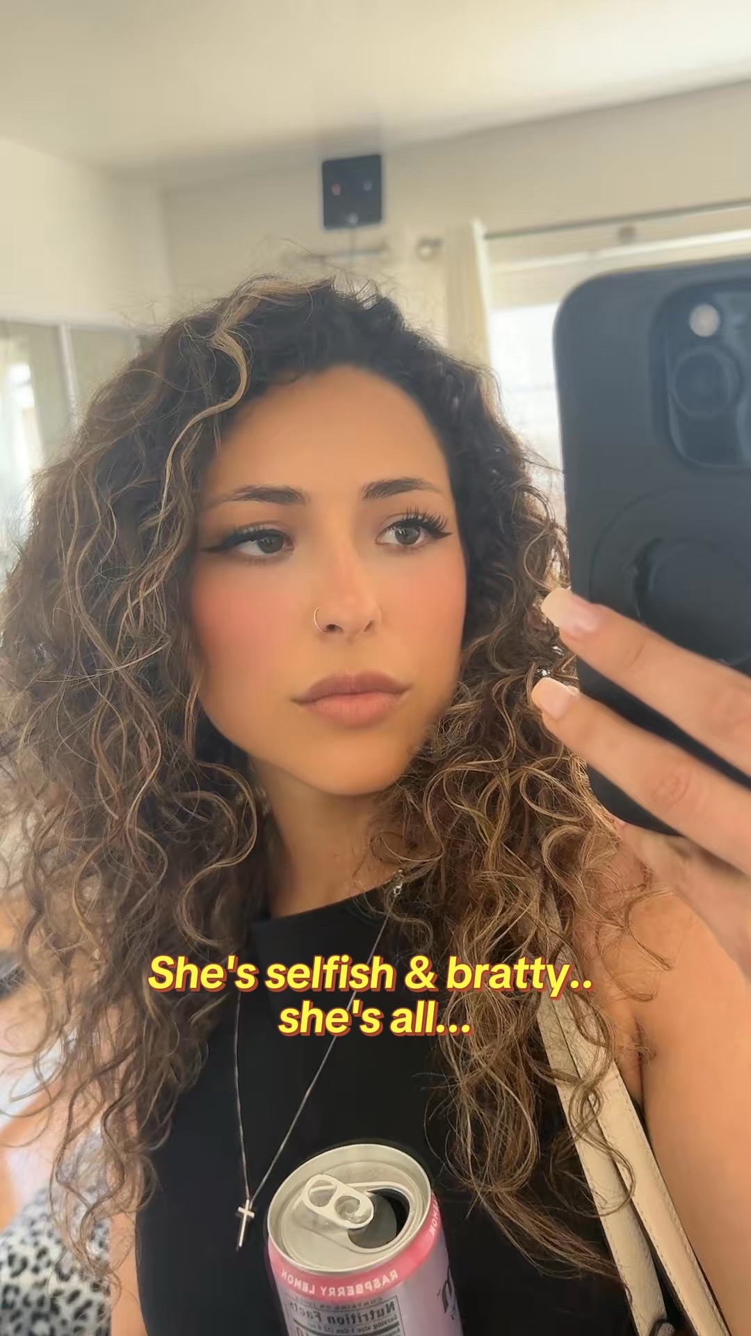 @E✨
