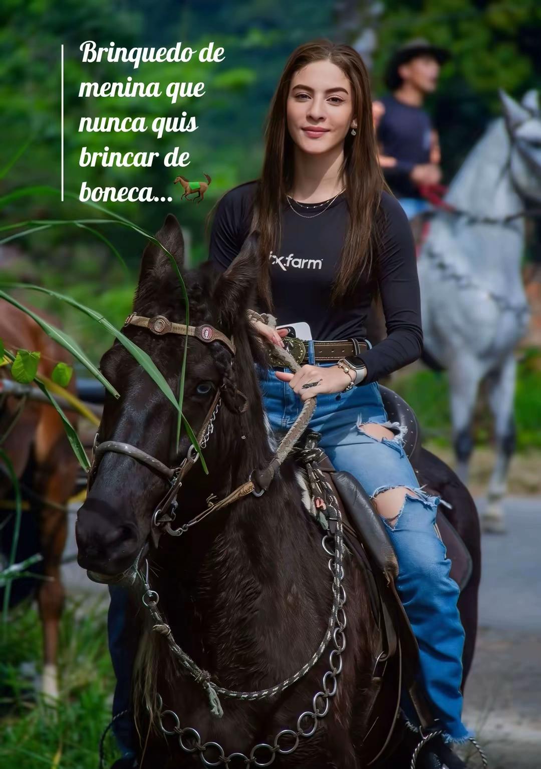 @Anna Karolayne🐎🦅 ᵍʳᶦⁿᵍᵃ 🇺🇸