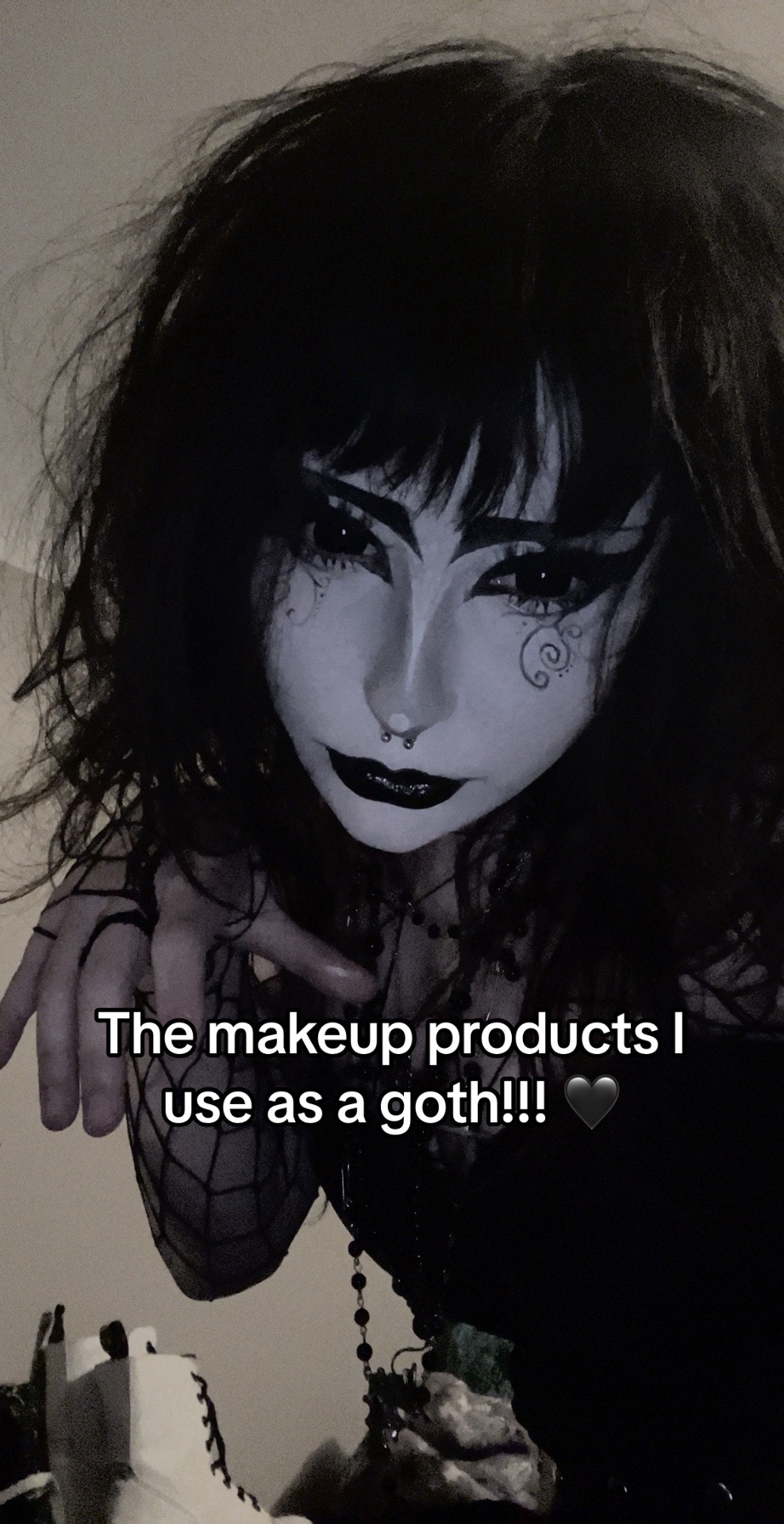 @🦇☥ ᘿᒪᒪᗩ ☥🦇
