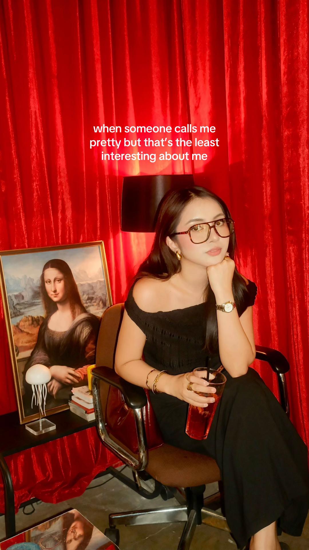 @ixviena on ig