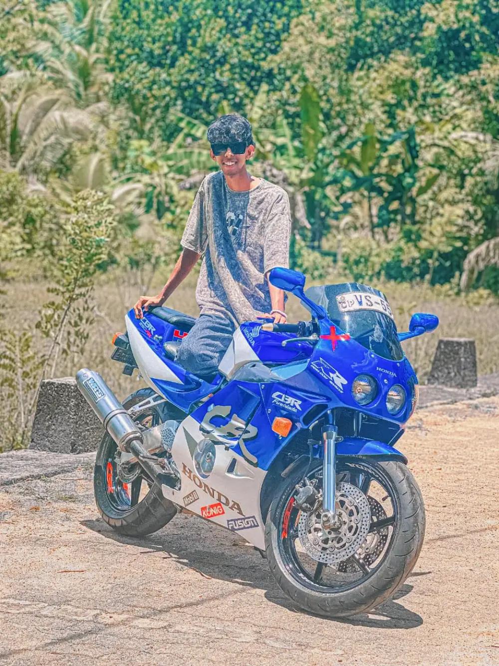 @𝗠𝗶𝗵𝗶 🥷⚡