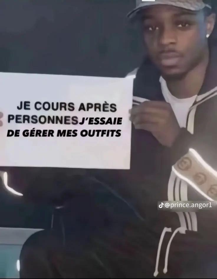 @Axel 👔