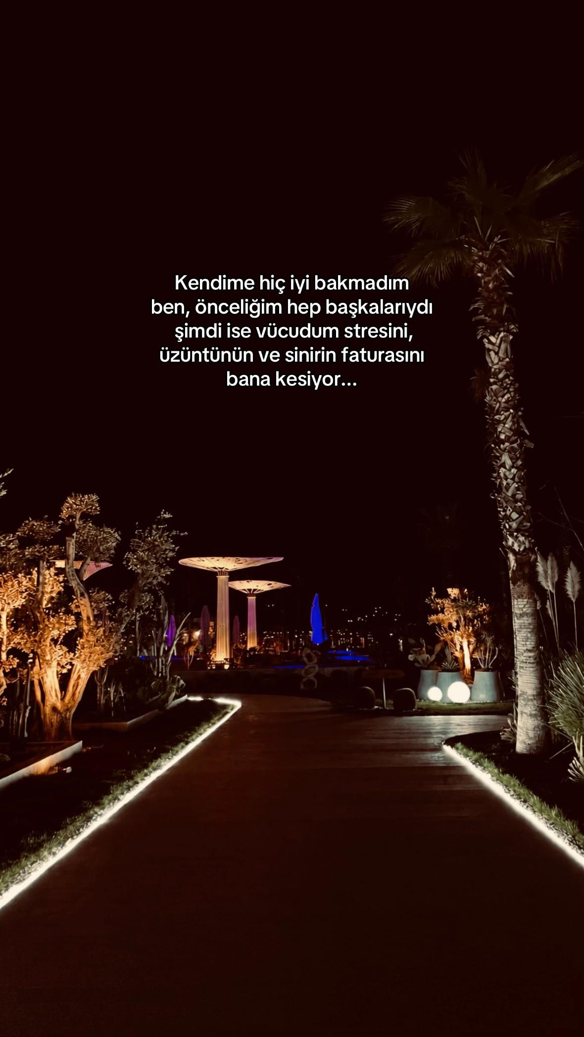 @𝒊,𝒔𝒕𝒐𝒓𝒚