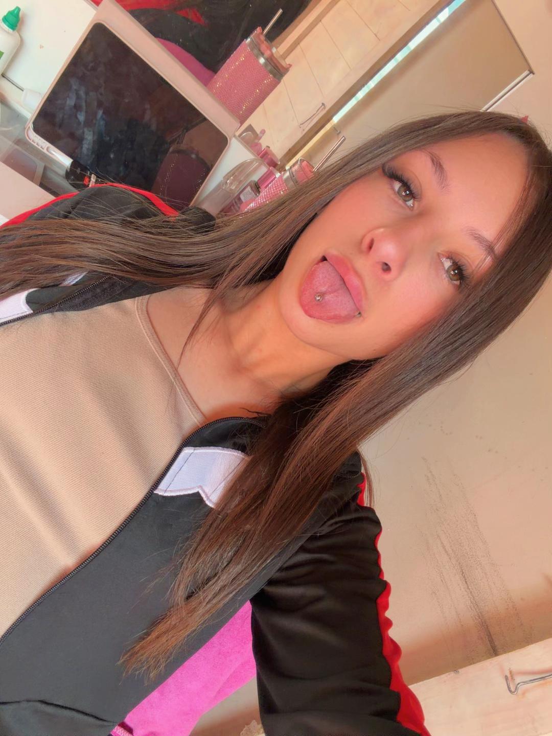 @𝓜𝓲𝓪𝓪𝓪✌🏻🍀