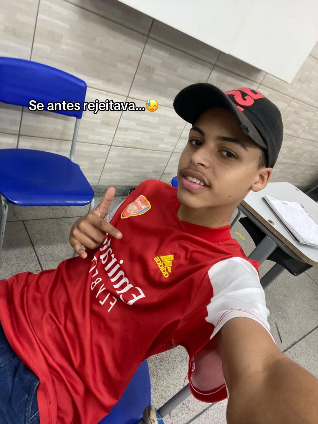 @Não é o Silva