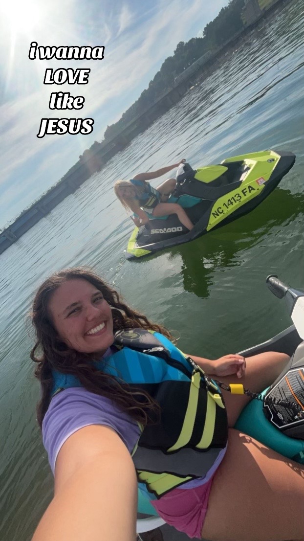 @lexi🌊🫐🥥