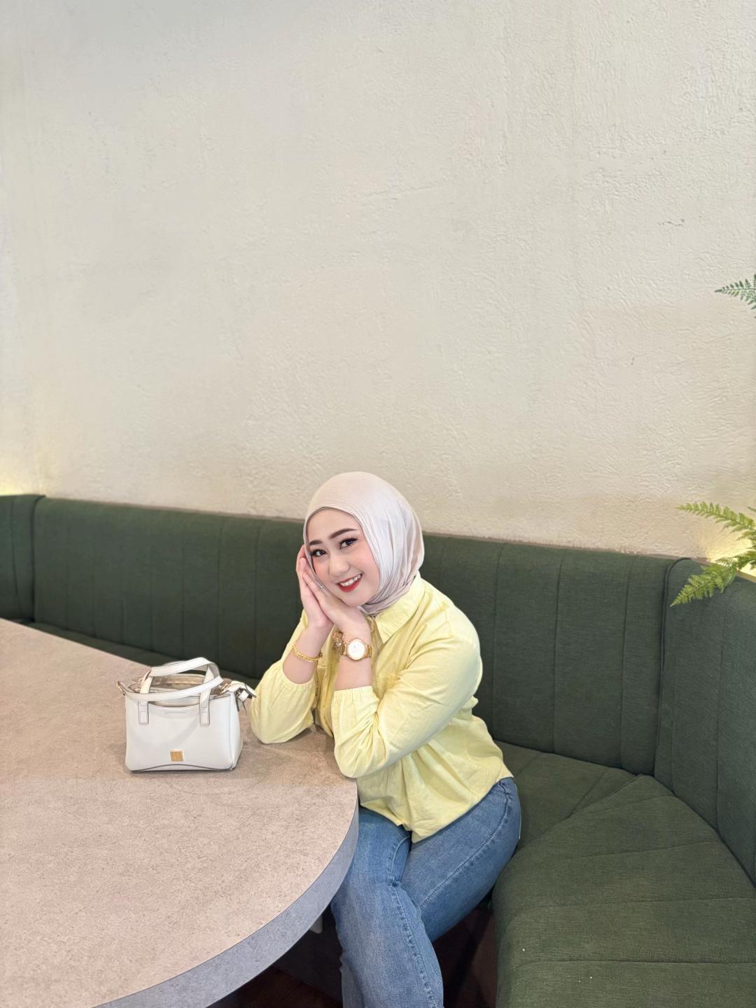@Vanes🦋