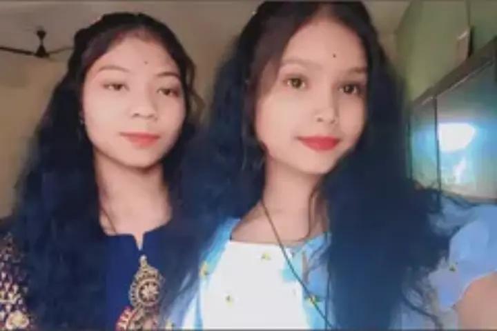 @আদিবাসী মেয়ে 😉🥰😛