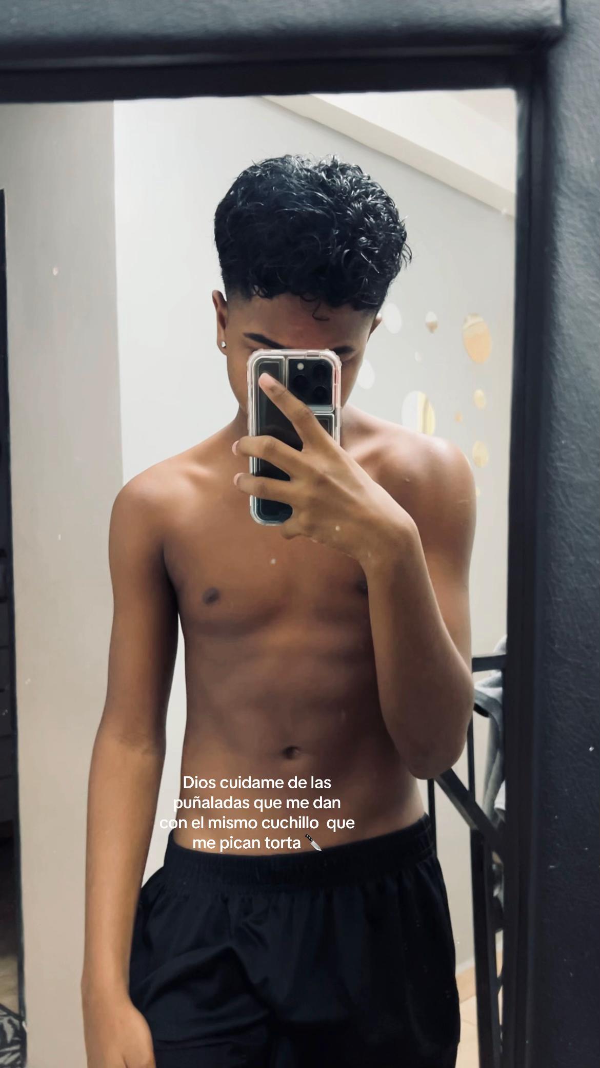 @Juan20117😹.