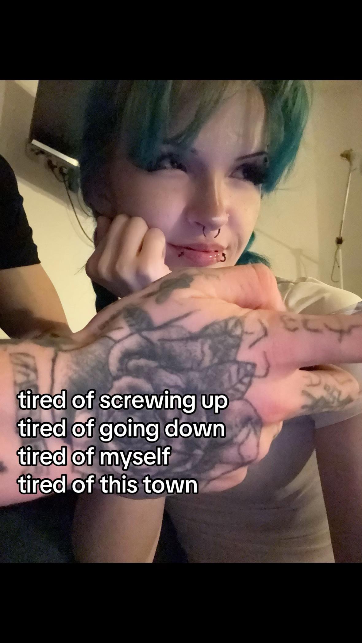 @𝕺𝖑𝖑𝖎𝖊 🦇