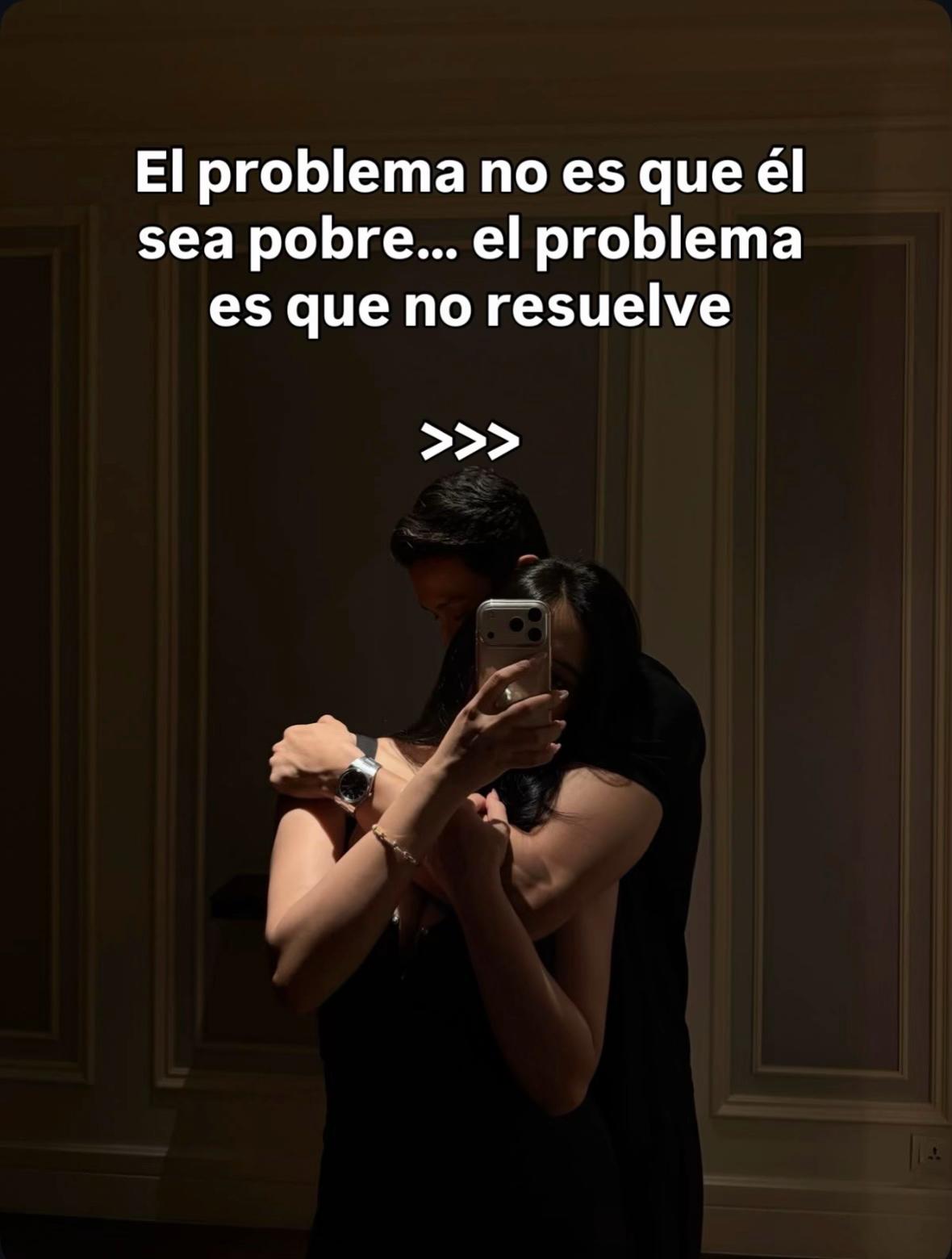 @Mujer Femenina