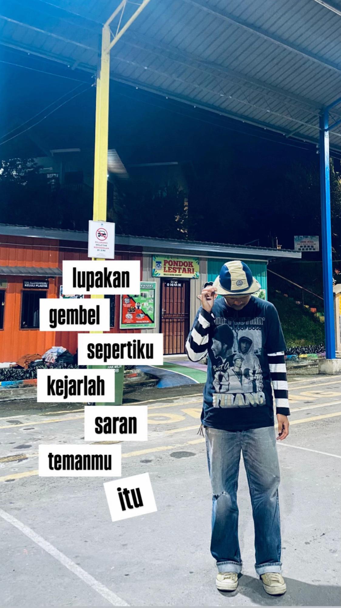 @𝔭𝔬𝔪𝔭𝔞~