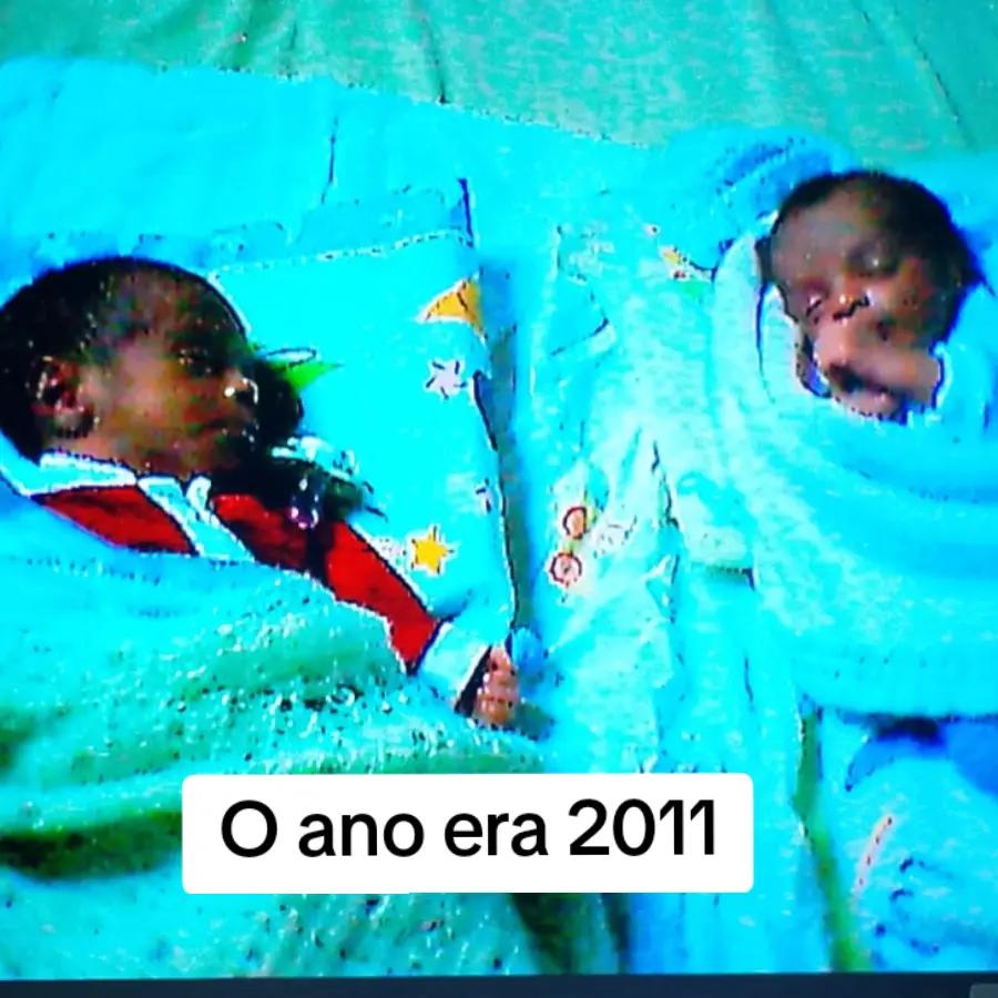 @Mam&atilde;e de g&ecirc;meos 💙💙