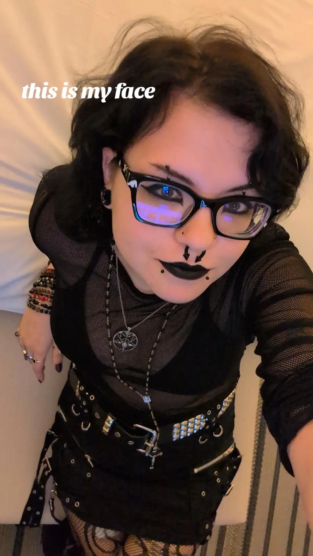 @emma (nosferatu's bitch)