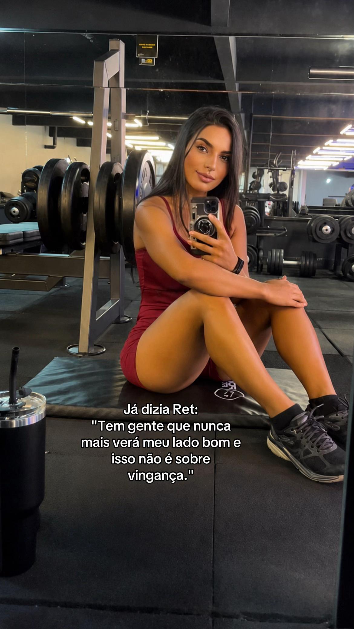 @larissacaroline823
