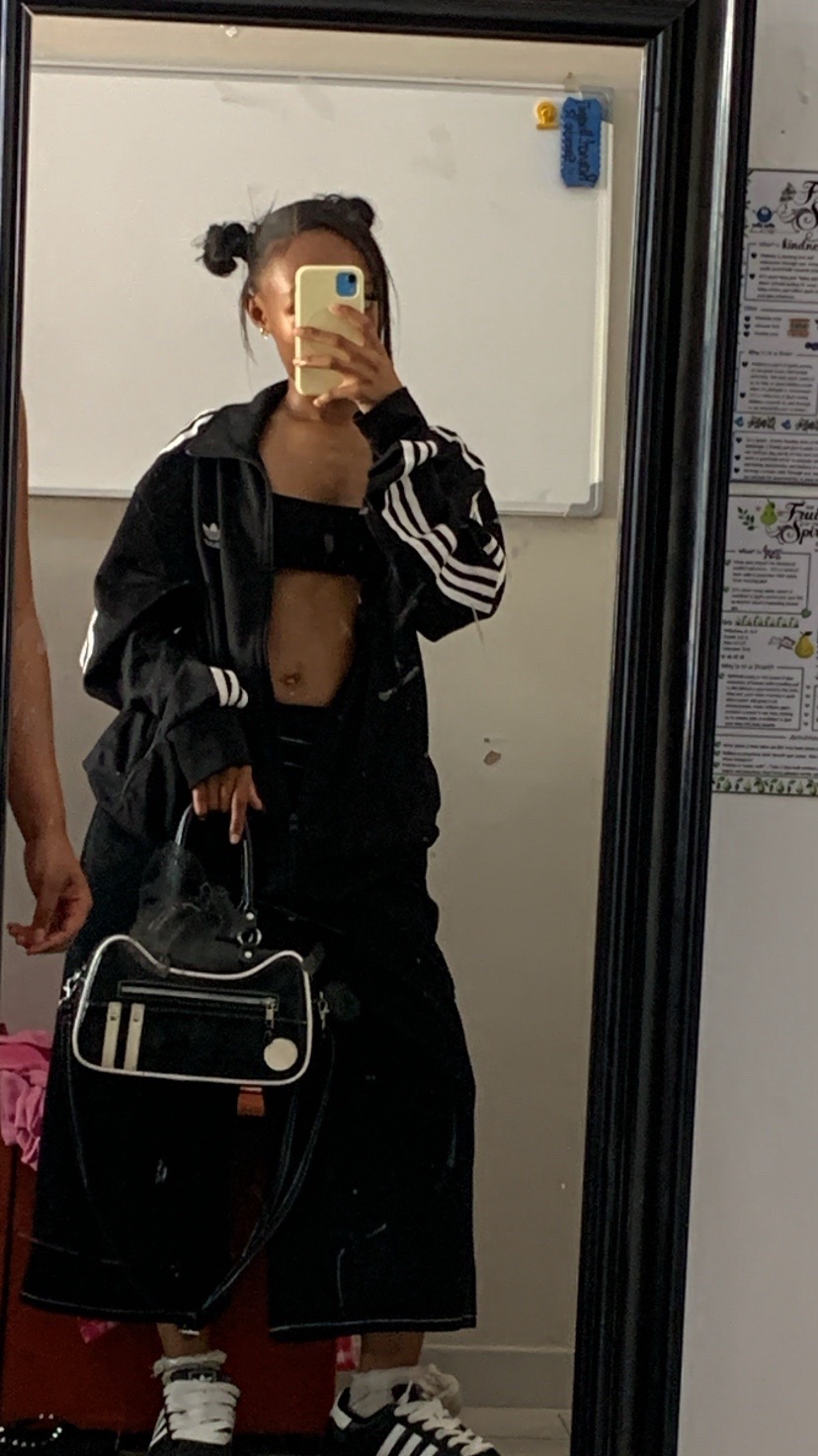@𝐓𝐡𝐨𝐫𝐢𝐢