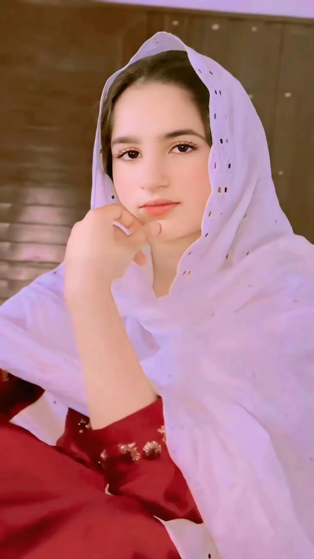 @Muneeba💞