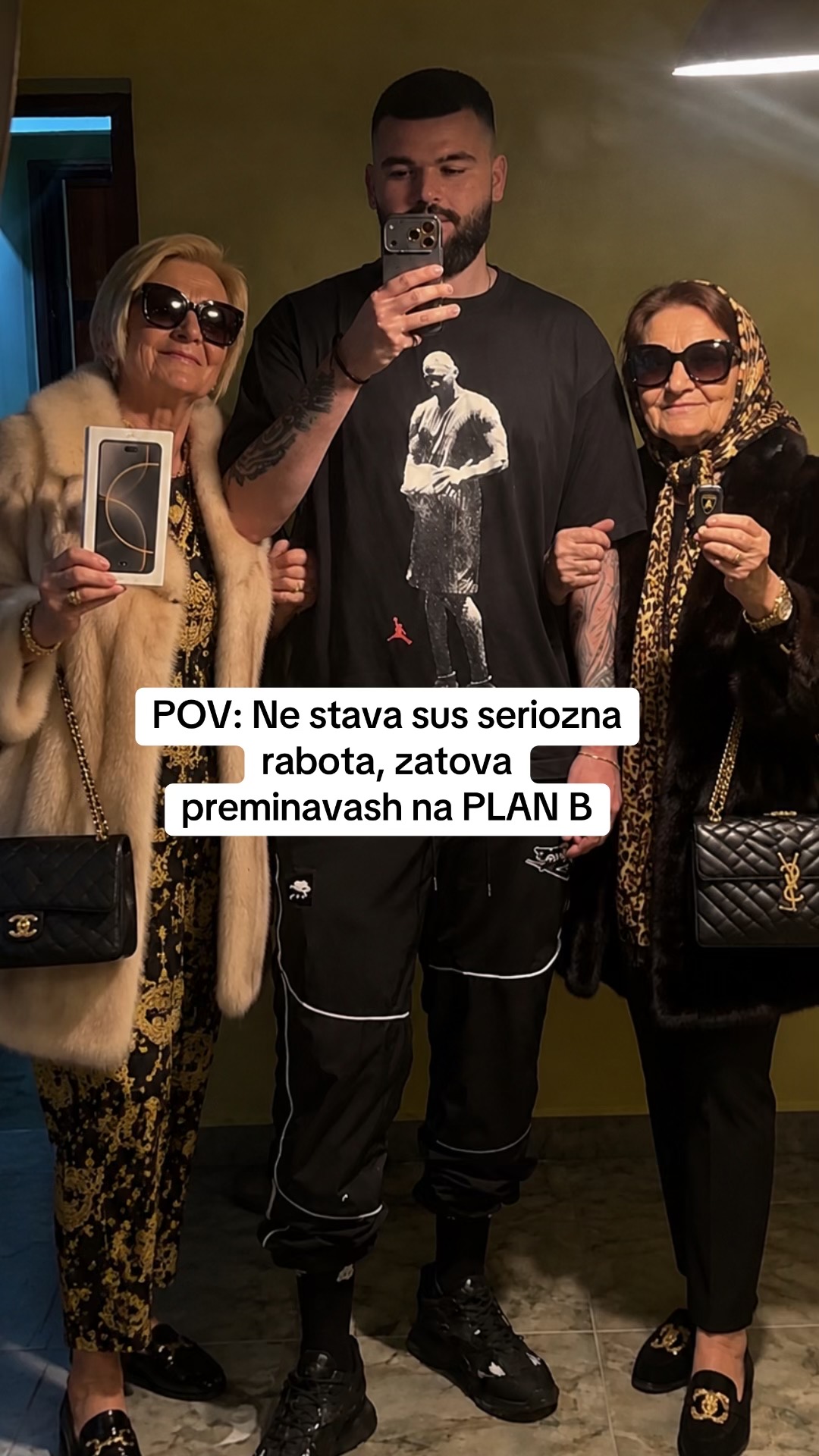@Бялото момче