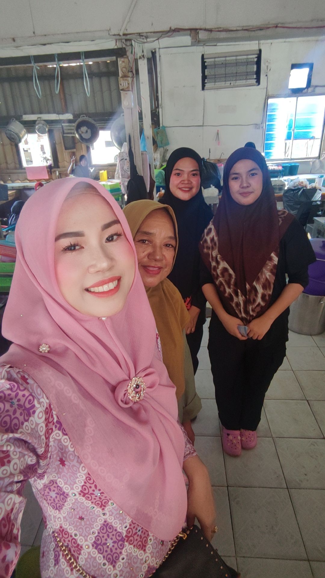 @Fiqah Zone