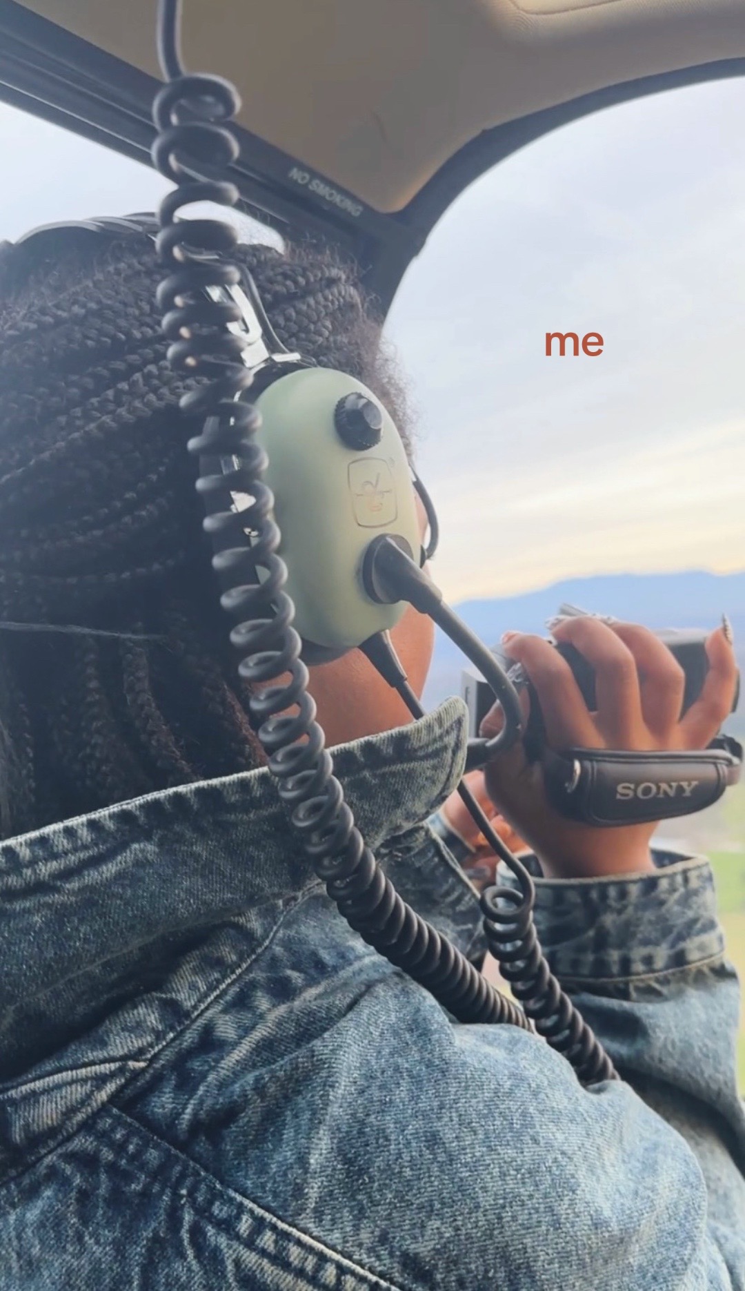 @️
