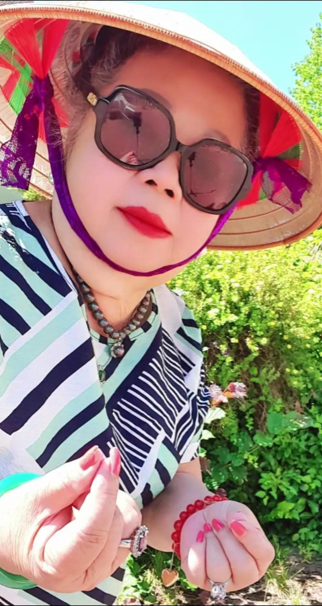 @Bạch yến hoàng