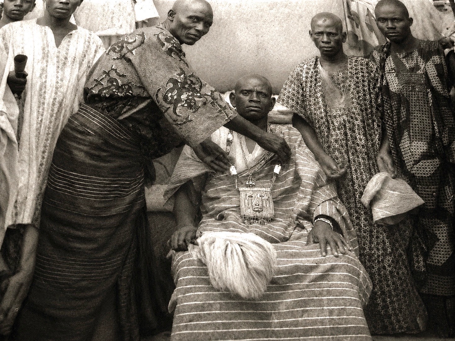 @Awoifasola Babalawo!