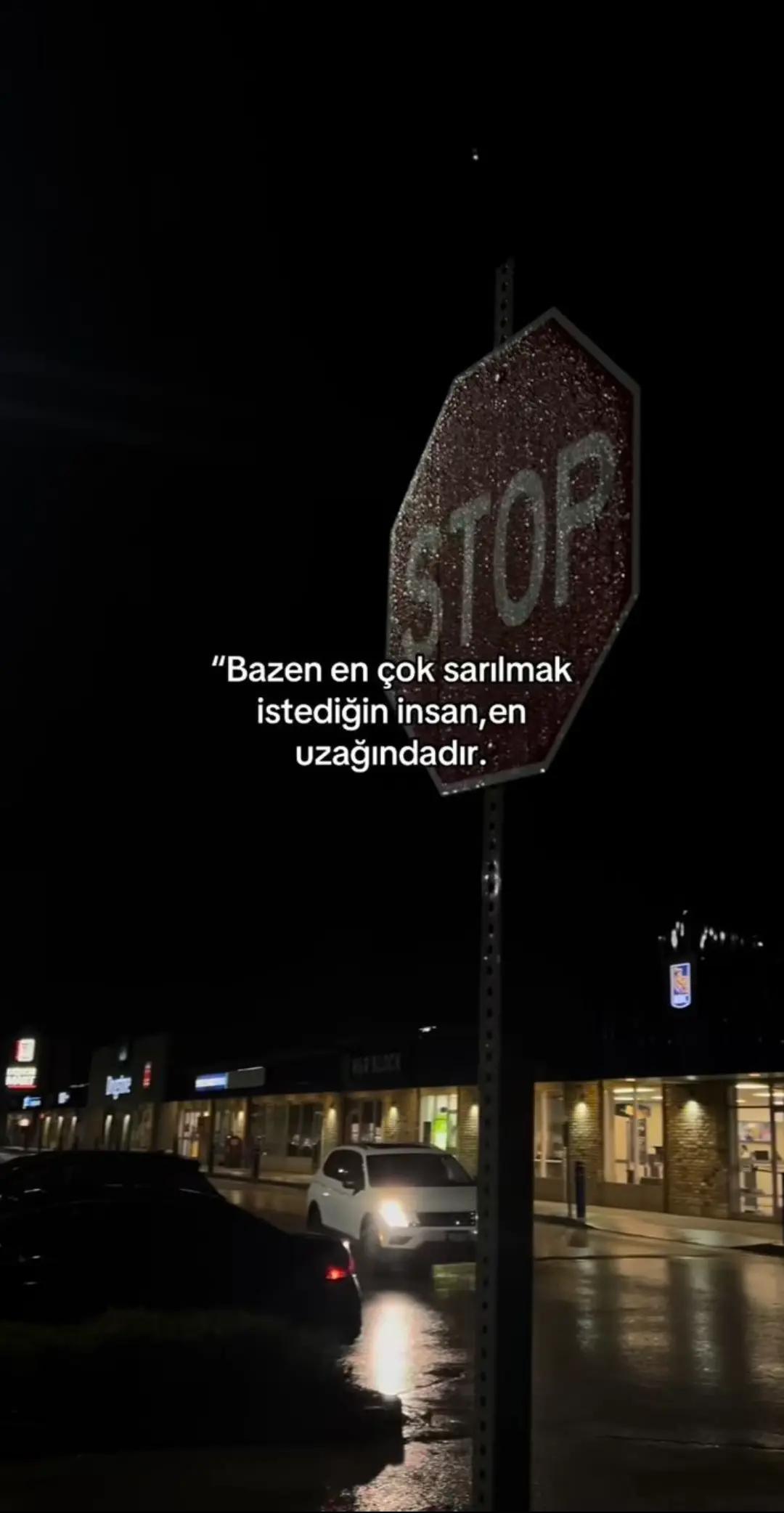 @𝑭.