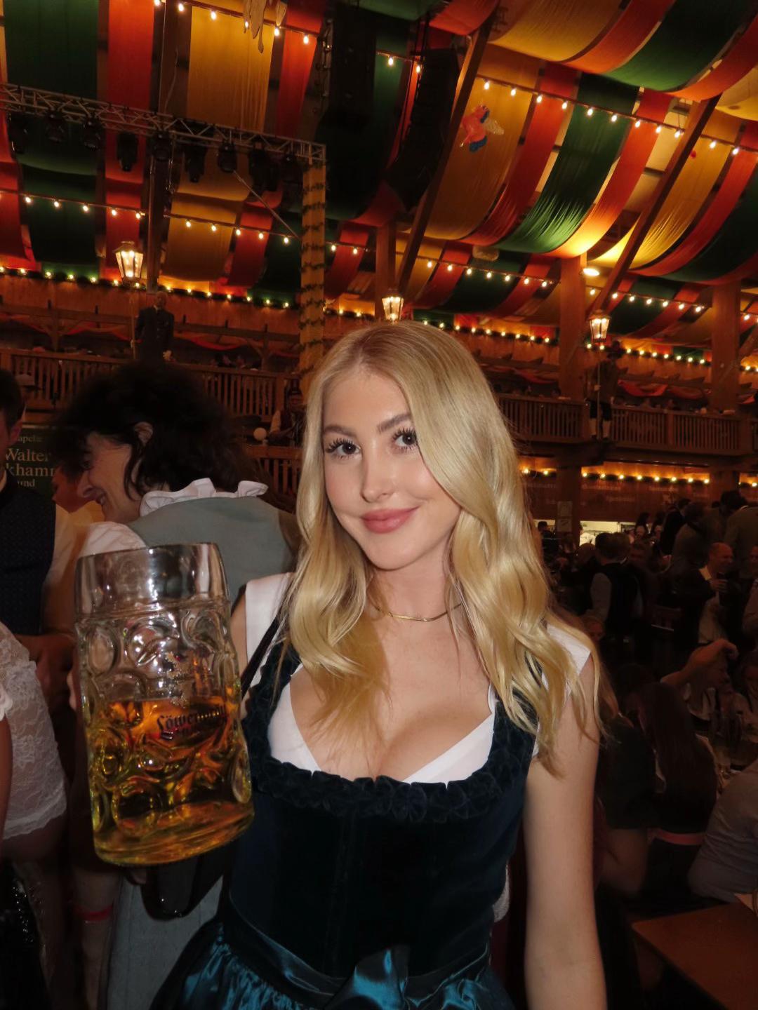 @leahsnm