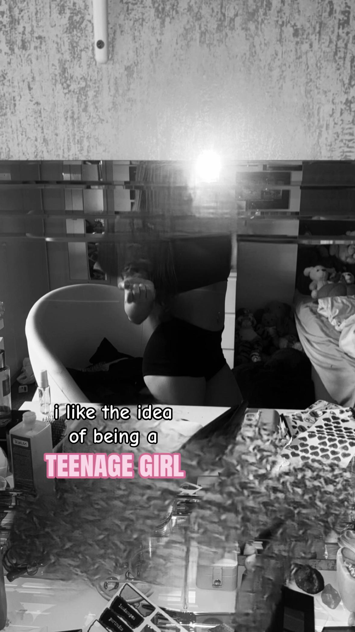 @𝒔𝒌𝒚𝒍𝒂𝒉🖤
