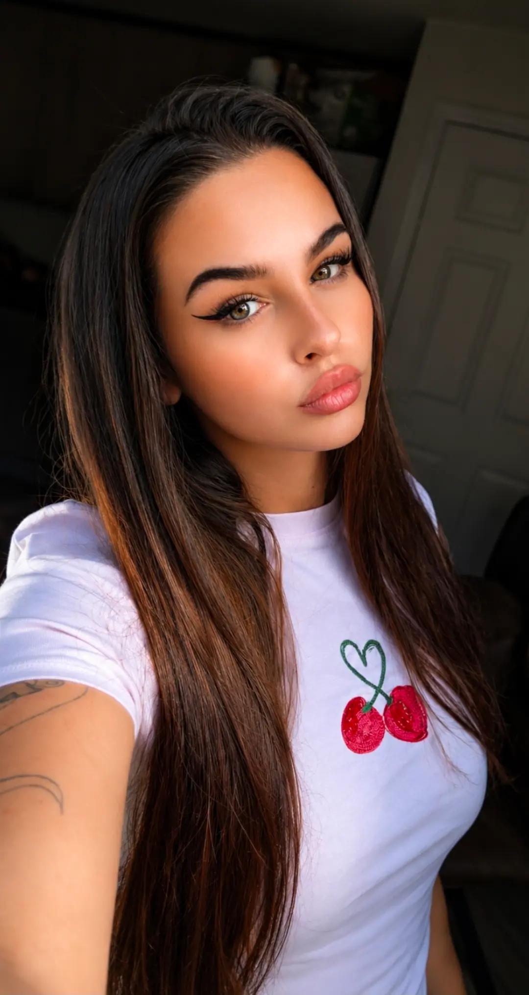 @bad girl Nina 777