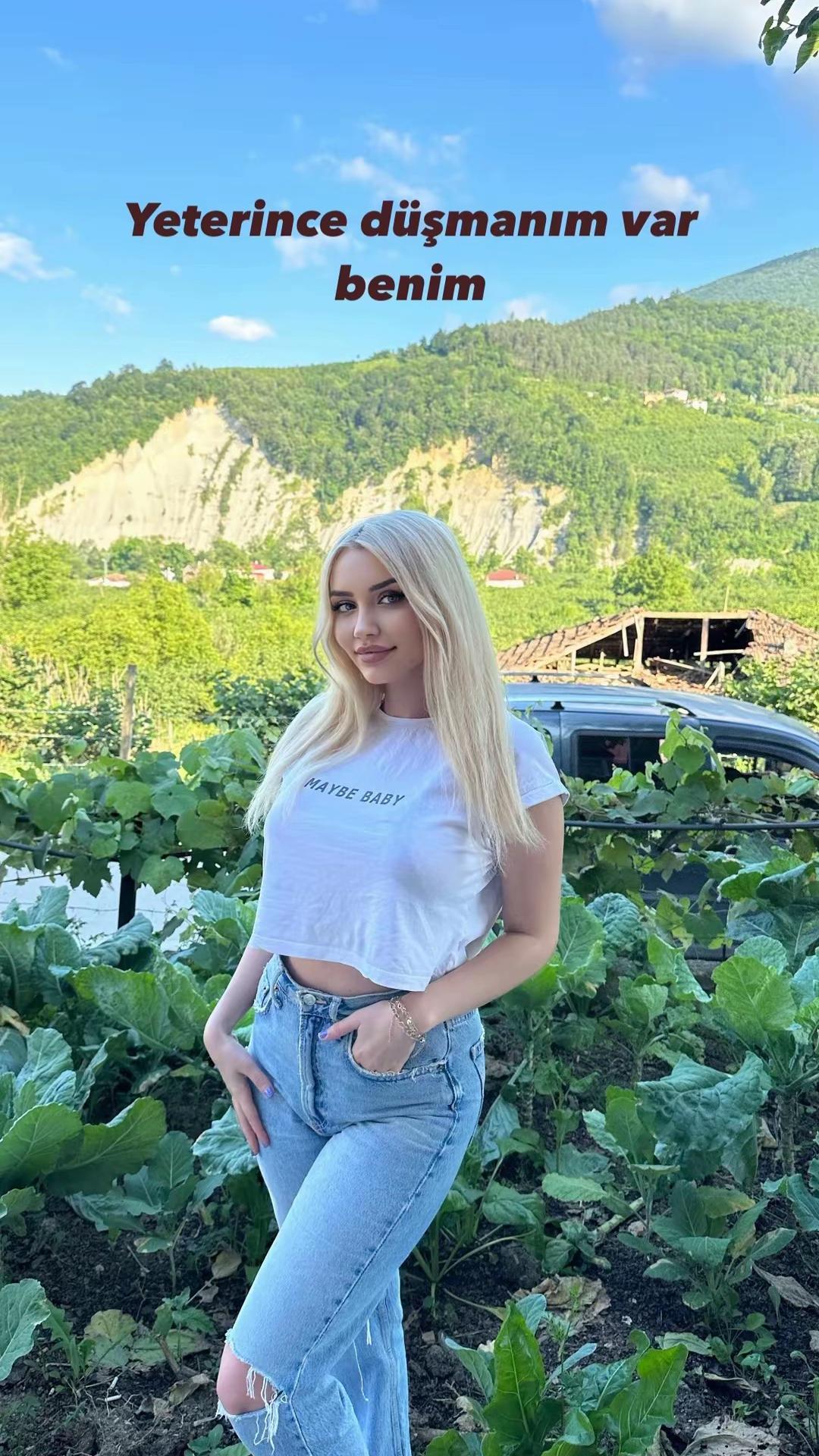 @Sadecemelda