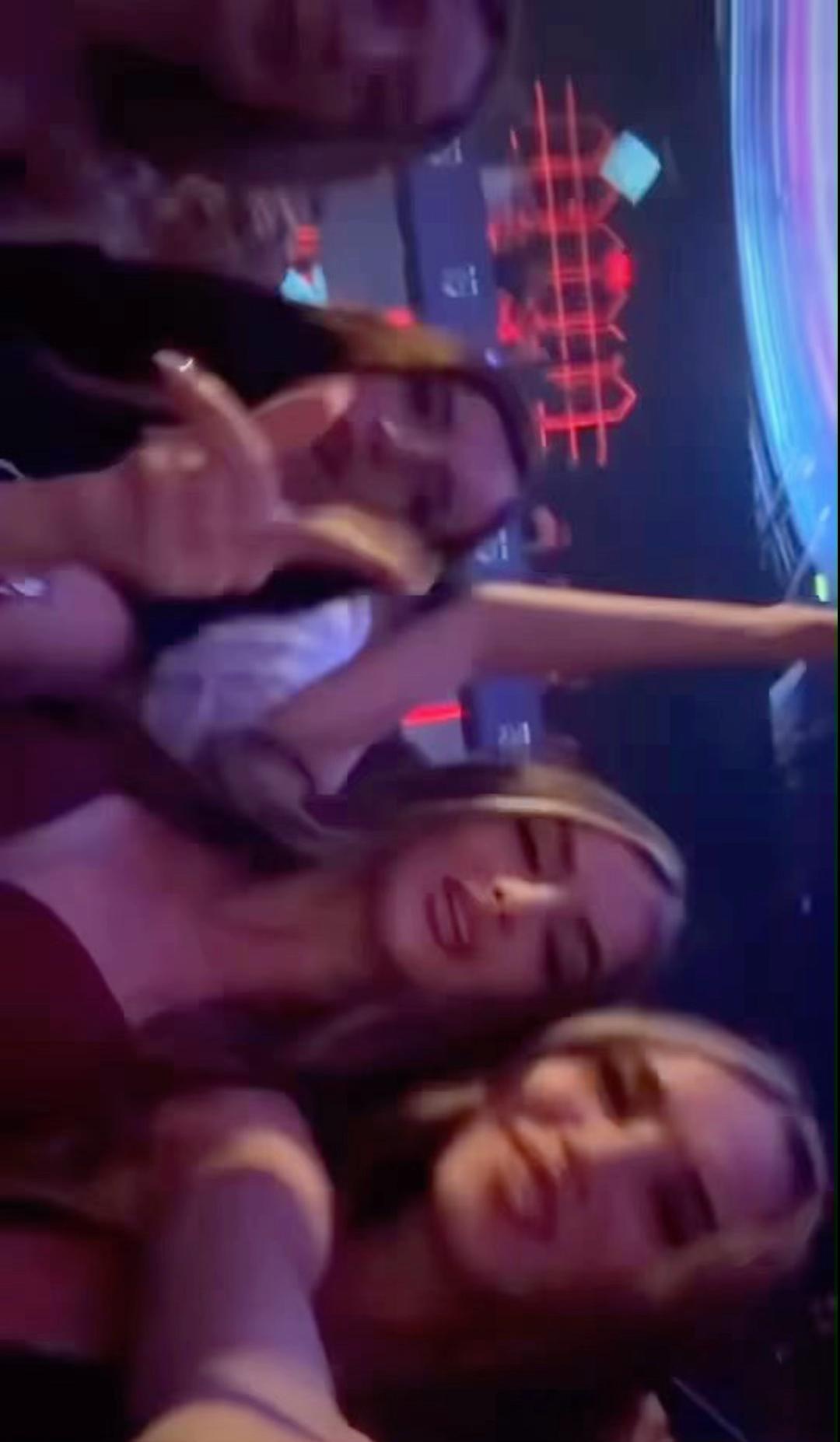 @9ine