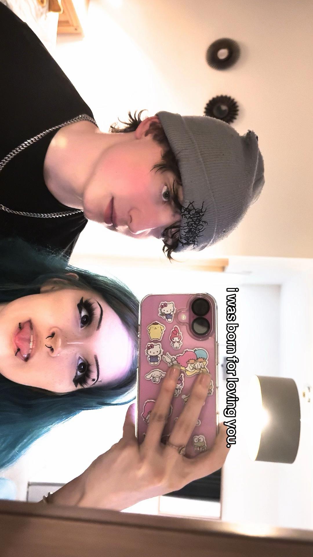 @𝕺𝖑𝖑𝖎𝖊 🦇