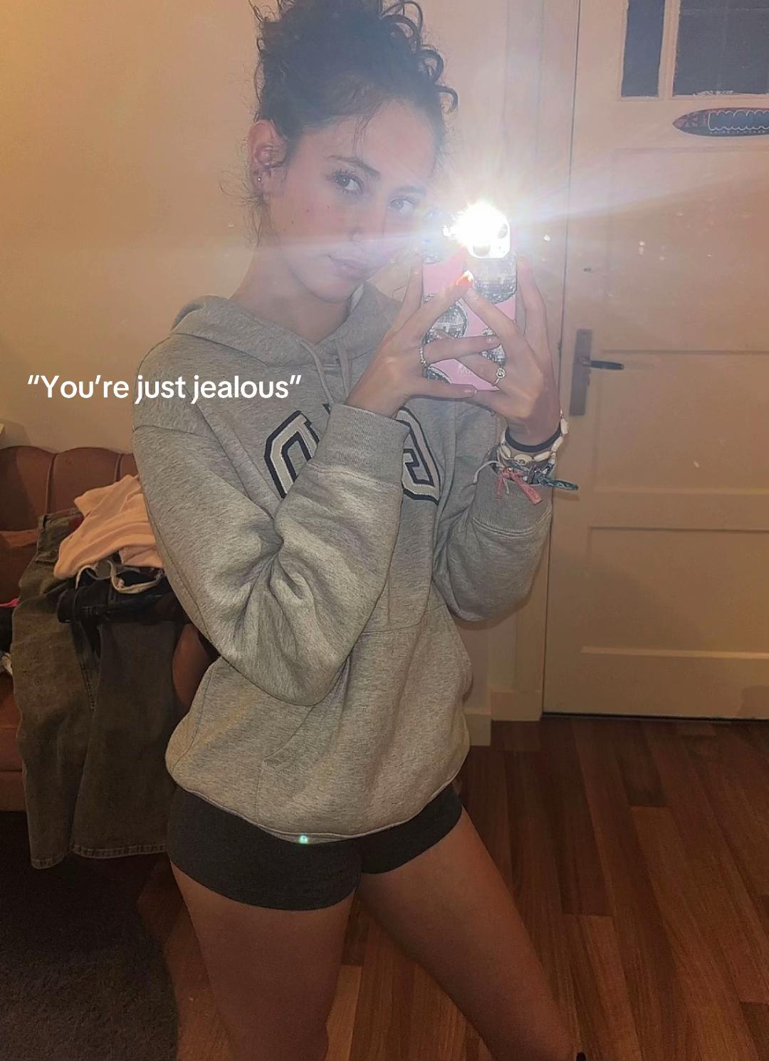 @★ELLIE🪼★