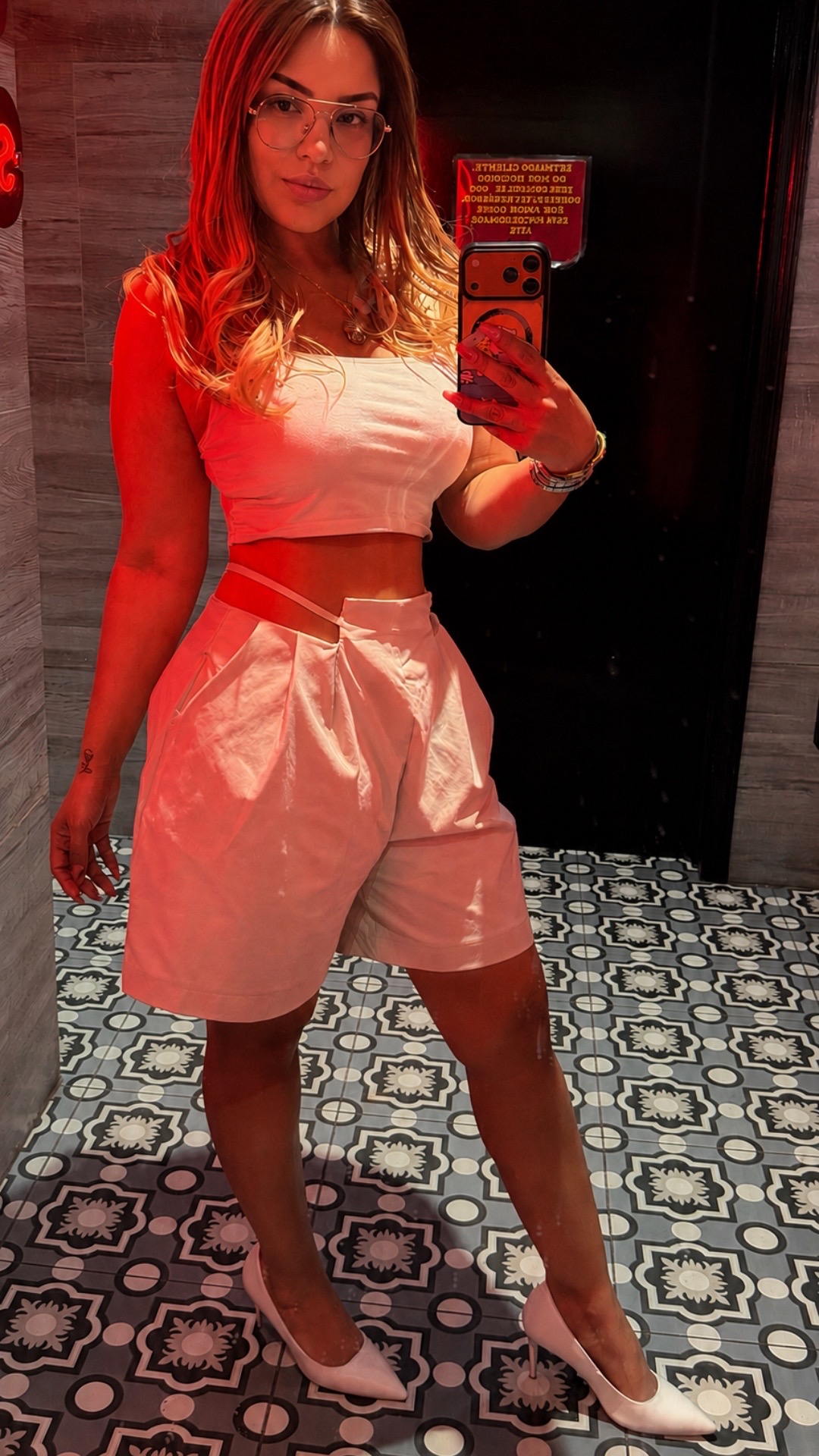 @alejandrasuarez_radio